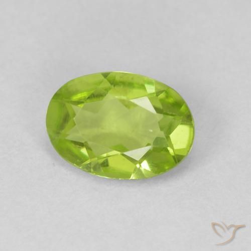Peridoto Verde claro natural de 0.84 ct, Ovalada, VVS