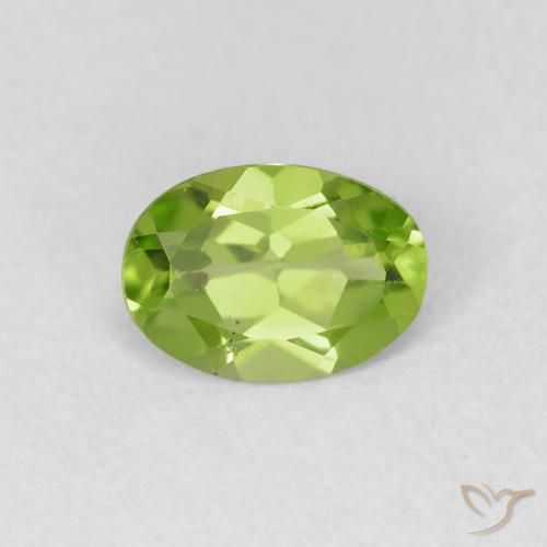 0.77ct Natural Verde amarillento Peridoto, Ovalada, VVS-VS