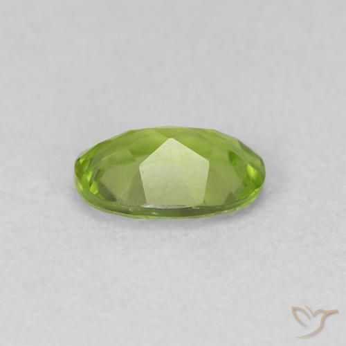 Peridoto Verde vivo natural de 0.80 ct, Ovalada, VVS-VS