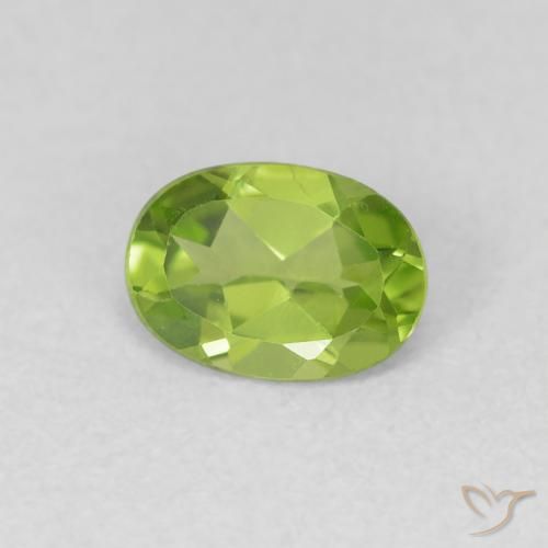 Peridoto Verde vivo natural de 0.77 ct, Ovalada, VVS-VS