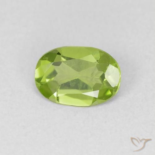 Peridoto Verde vivo natural de 0.70 ct, Ovalada, VVS-VS