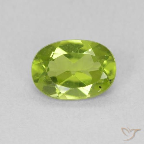 0.85ct Natural Verde medio Peridoto, Ovalada, VS