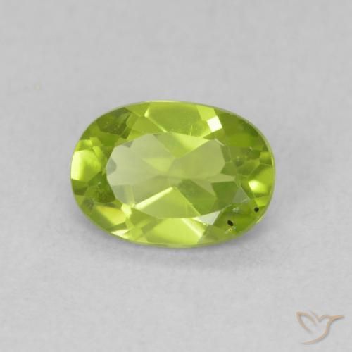 Peridoto Verde medio natural de 0.85 ct, Ovalada, VS