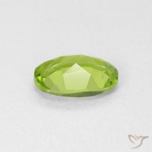 Peridoto Verde medio natural de 0.92 ct, Ovalada, VVS-VS