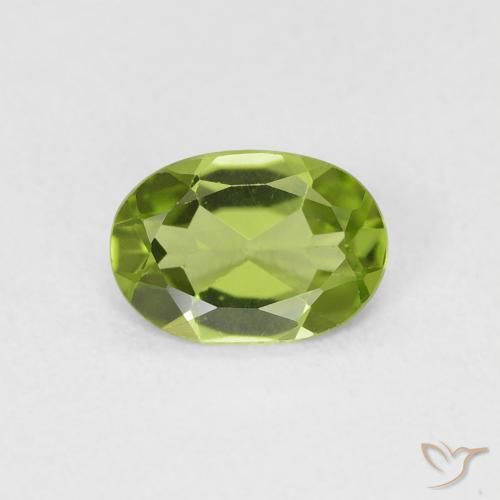 0.70ct Natural Verde vivo Peridoto, Ovalada, VVS-VS