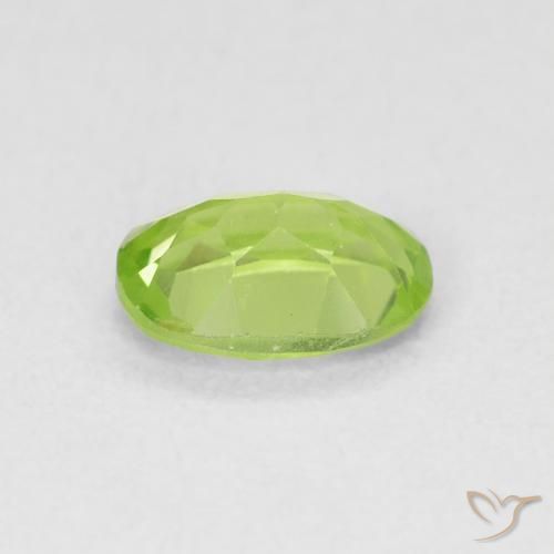 Peridoto Verde claro natural de 0.90 ct, Ovalada, VS