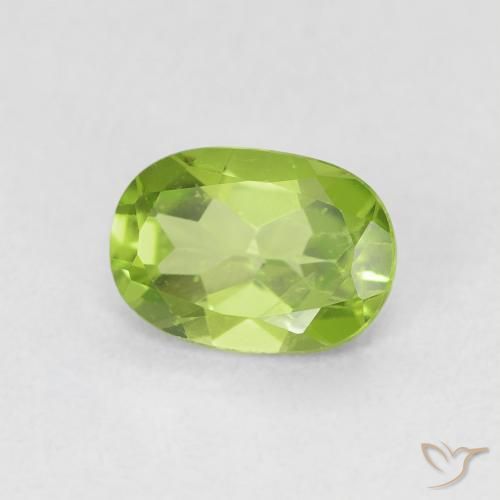Peridoto Verde medio natural de 0.87 ct, Ovalada, VS