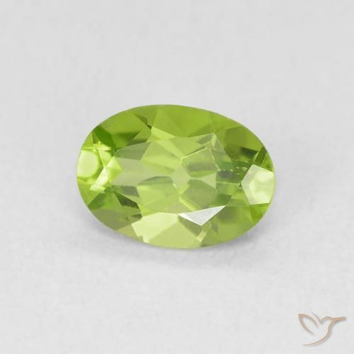 Peridoto Verde amarillento natural de 0.84 ct, Ovalada, VS