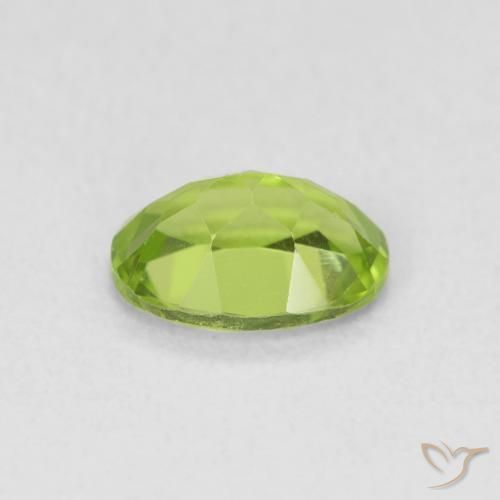 Peridoto Verde amarillento natural de 0.84 ct, Ovalada, VS