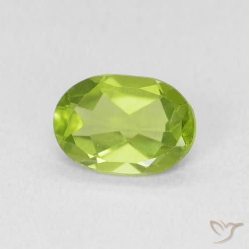 Peridoto Verde vivo natural de 0.78 ct, Ovalada, VS
