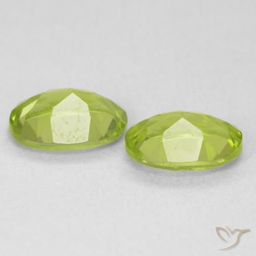 Gemas de Peridoto Verde claro natural de 1.76 ct, Ovalada, VVS-VS