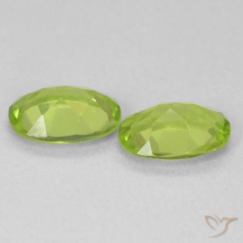 Gemas de Peridoto Verde claro natural de 1.64 ct, Corte Óvalo, VVS-VS