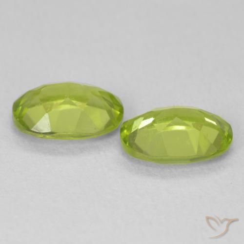 Gemas de Peridoto Verde claro natural de 1.75 ct, Ovalada, VVS-VS