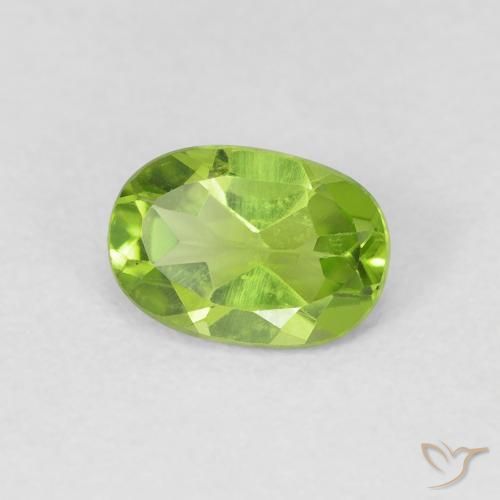 Peridoto Medium Light-Green natural de 0.89 ct, Ovalada, VVS-VS