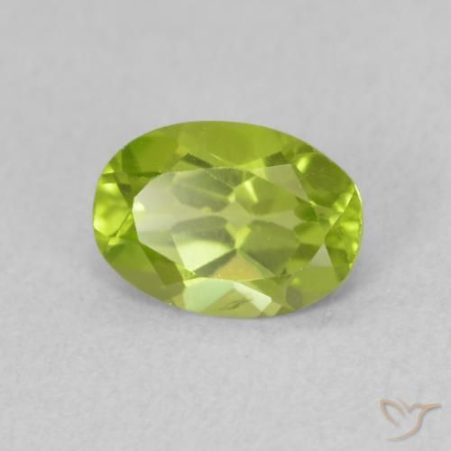 Peridoto Verde amarillento natural de 0.85 ct, Ovalada, VS