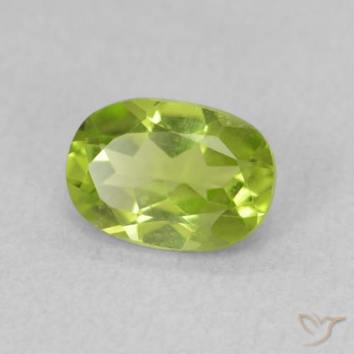 Peridoto Verde claro natural de 0.93 ct, Ovalada, VS