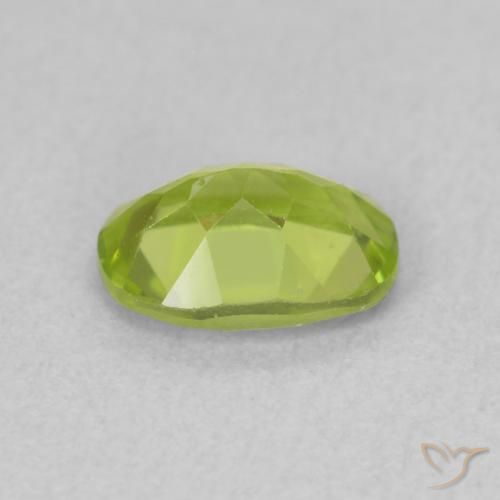 Peridoto Verde claro natural de 0.93 ct, Ovalada, VS