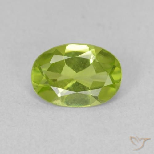 0.74ct Natural Verde claro Peridoto, Ovalada, VVS-VS