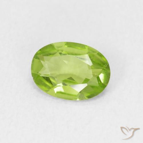 Peridoto Verde vivo natural de 0.72 ct, Ovalada, VVS-VS