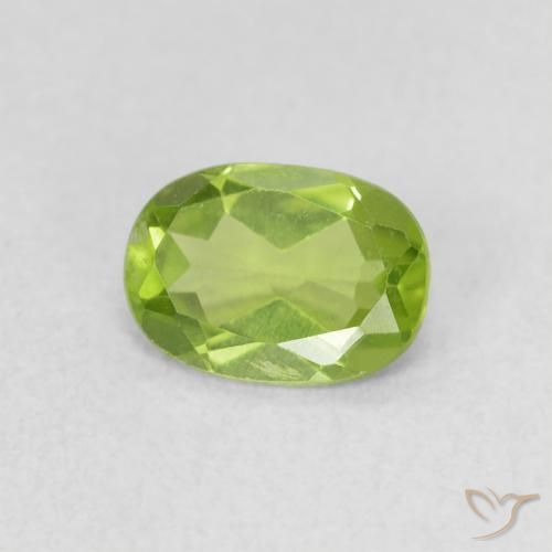 Peridoto Verde vivo natural de 0.82 ct, Ovalada, VS