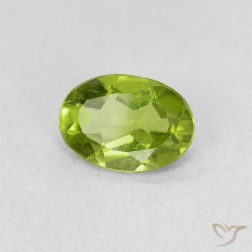 Peridoto Verde vivo natural de 0.74 ct, Ovalada, VS
