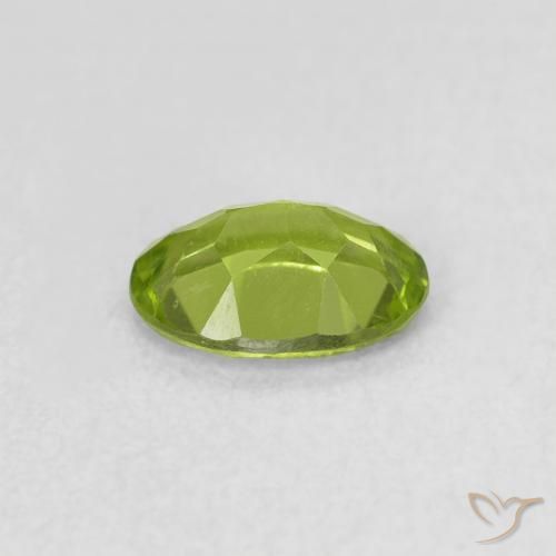Peridoto Verde vivo natural de 0.74 ct, Ovalada, VS