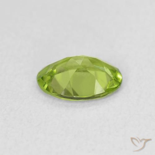 Peridoto Verde vivo natural de 0.74 ct, Ovalada, VS