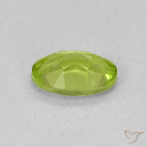 Peridoto Verde amarillento intenso natural de 0.84 ct, Ovalada, VS