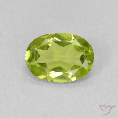 0.80ct Natural Verde medio Peridoto, Ovalada, VS