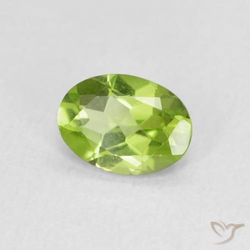 Peridoto Verde amarillento natural de 0.81 ct, Ovalada, VS