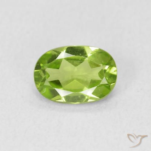0.87ct Natural Verde vivo Peridoto, Ovalada, VS
