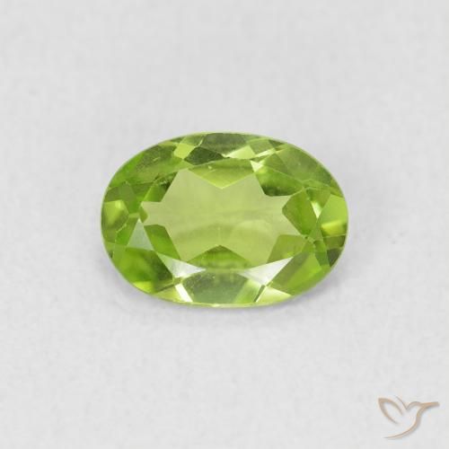 0.73ct Natural Verde vivo claro Peridoto, Ovalada, VS