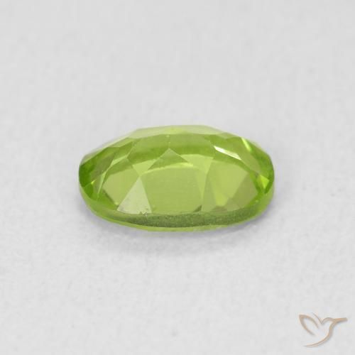 Peridoto Verde vivo claro natural de 0.90 ct, Ovalada, VS