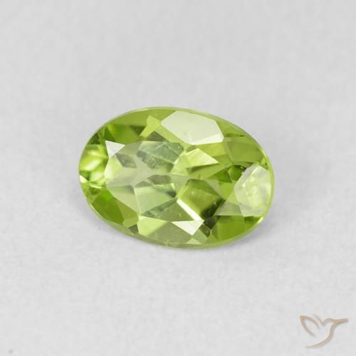 Peridoto Verde claro natural de 0.79 ct, Ovalada, VS