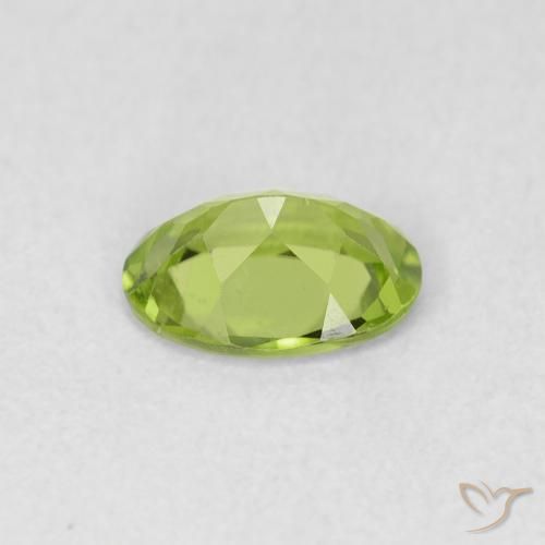 Peridoto Verde claro natural de 0.79 ct, Ovalada, VS