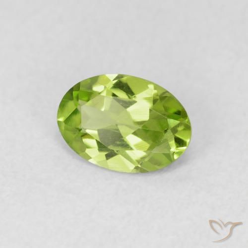 Peridoto Verde amarillento natural de 0.73 ct, Ovalada, VVS-VS
