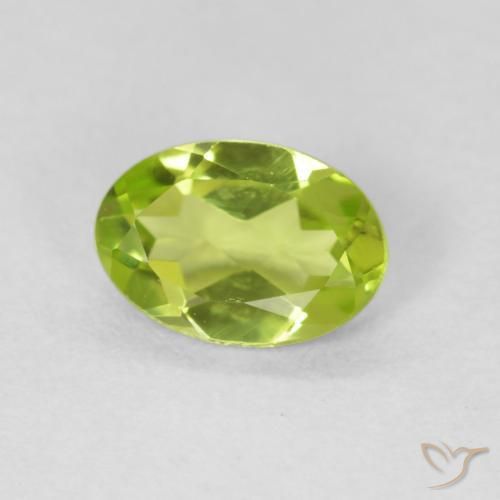 Peridoto Verde claro natural de 0.75 ct, Ovalada, VS