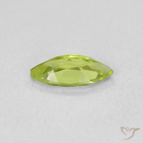 Peridoto Verde medio natural de 0.60 ct, Marquesa, VS
