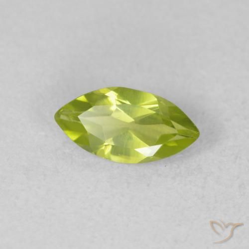 Peridoto Verde vivo natural de 0.63 ct, Marquesa, VVS-VS
