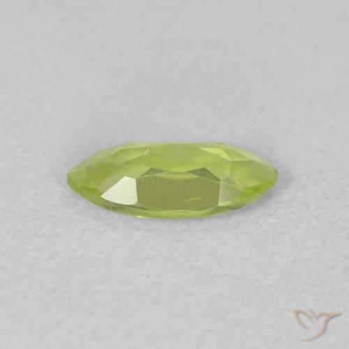 Peridoto Verde vivo claro natural de 0.54 ct, Marquesa, VVS-VS