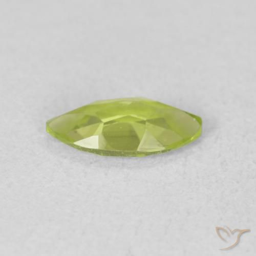 Peridoto Verde claro natural de 0.56 ct, Marquesa, VVS-VS