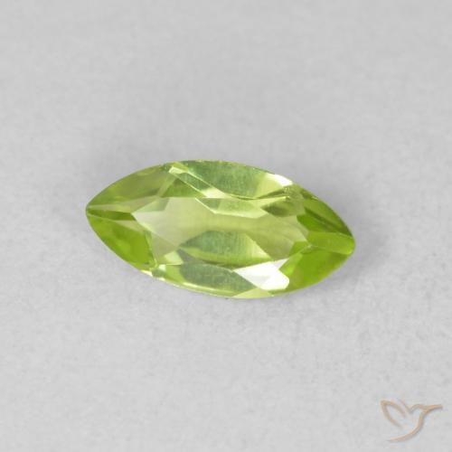 Peridoto Verde vivo claro natural de 0.61 ct, Marquesa, VVS-VS