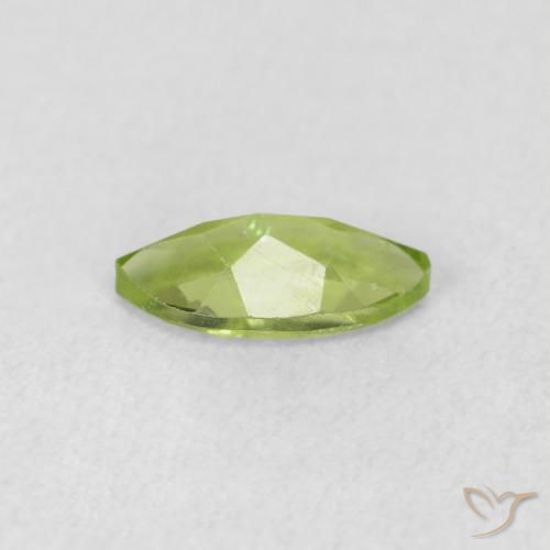 Peridoto Verde claro natural de 0.63 ct, Marquesa, VS