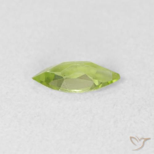 Peridoto Verde vivo claro natural de 0.40 ct, Marquesa, VS