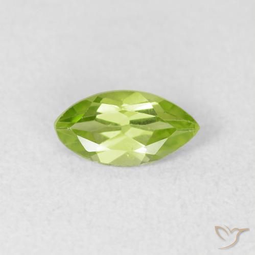 0.64ct Natural Verde vivo claro Peridoto, Marquesa, VS