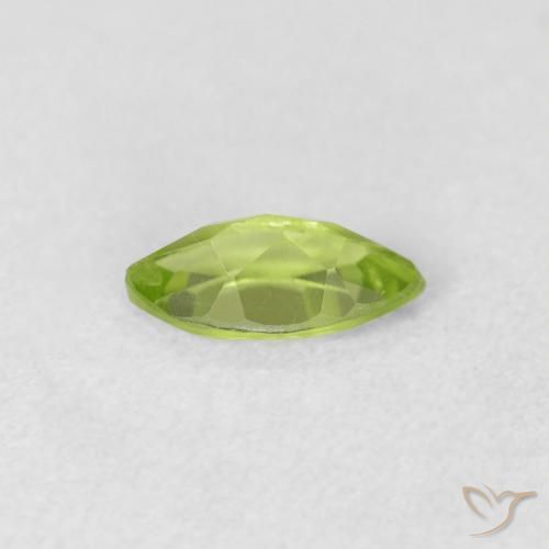 Peridoto Verde vivo claro natural de 0.64 ct, Marquesa, VS
