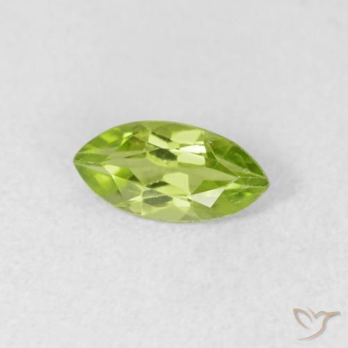 Peridoto Verde vivo claro natural de 0.65 ct, Marquesa, VS