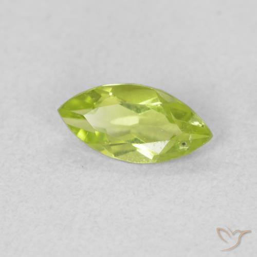 Peridoto Verde medio natural de 0.55 ct, Marquesa, VS