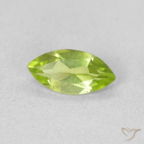 Peridoto Verde claro natural de 0.64 ct, Marquesa, VS