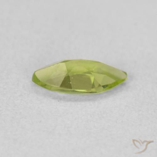 Peridoto Verde vivo natural de 0.54 ct, Marquesa, VS